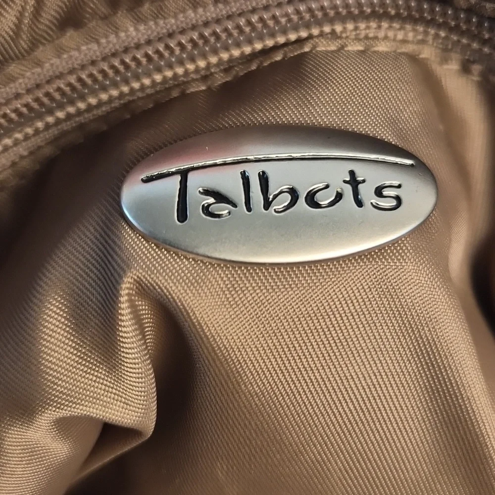 Beautiful Talbots light brown crochet shoulder bag - Picture 8 of 10